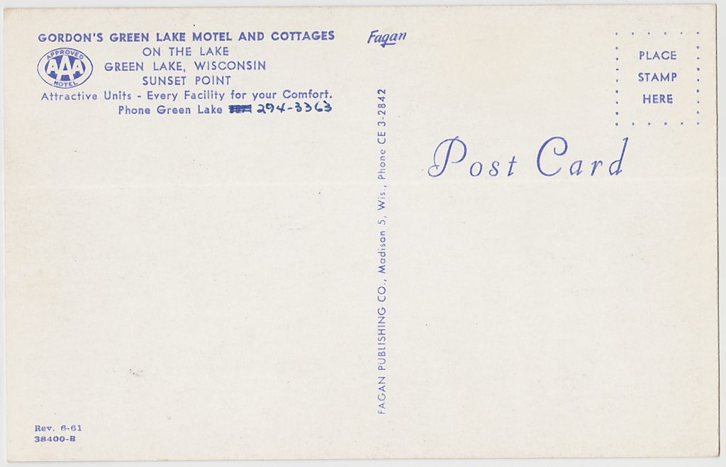 10747-Gordon's Green Lake Motel & Cottages