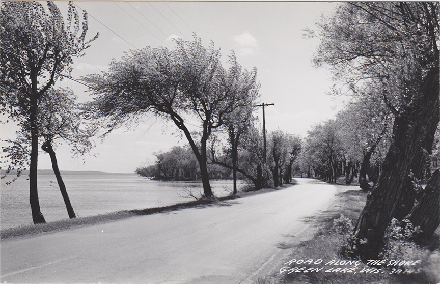 10942-Road along the shore - Green Lake