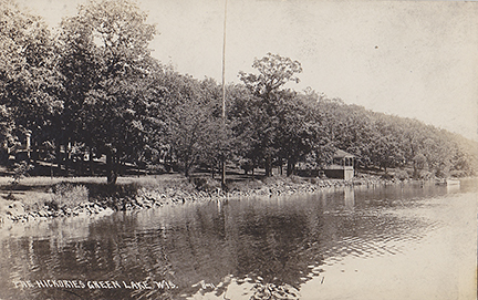 10375-The Hickories Green Lake, Wis