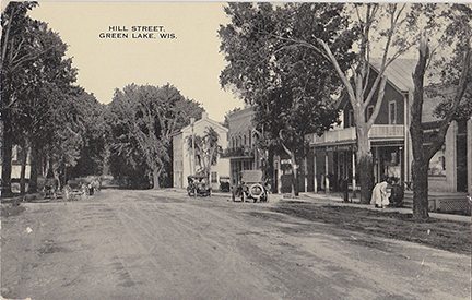 10513-Hill Street looking East towards Mill Street. This view is from the middle of the street in front of the court house. The lighter building in the middle was the Deacon Mills Hotel. The Mobile / Ultimart Station is located there now.