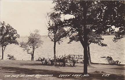 10945-The Pier at Camp Robinhood Green Lake, WIS.