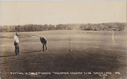 11017-Tuscumbia Country Club, Putting on the 9th Green