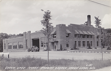 11098-Green Lake County Garage. The "New" County garage was built east of town on South Street in 1937.