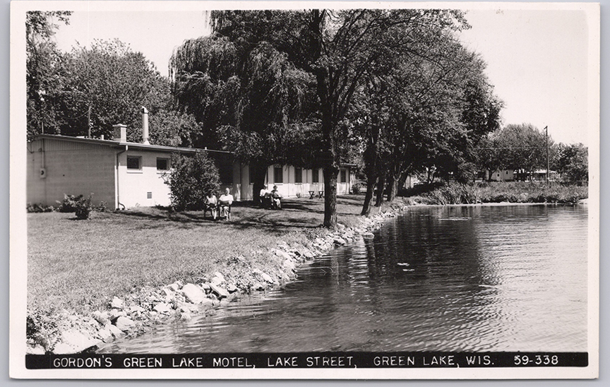 11157-Gordon's Green Lake Motel, Lake Street, Green Lake, Wis., 59-338