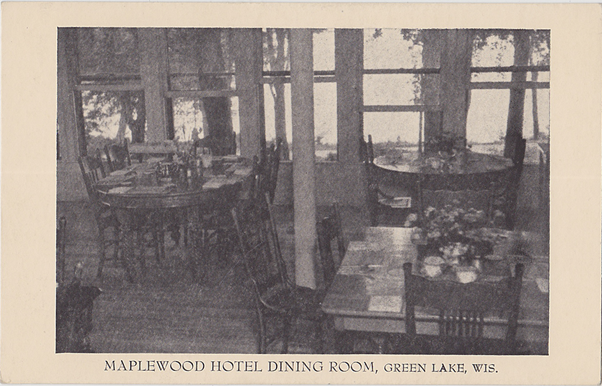 10254-Maplewood Dining Room, Green Lake, Wis