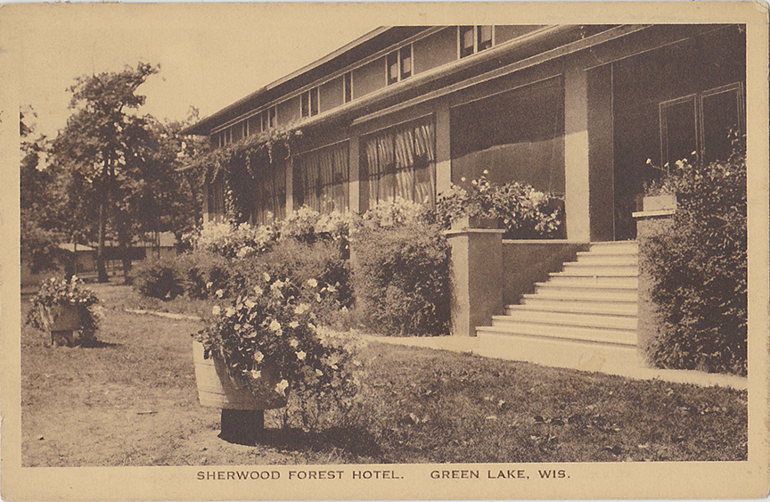 10275-Sherwood Forest Hotel, Green Lake, Wis.-Postmarked 1923