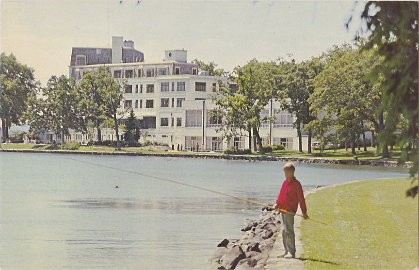 10456-American Baptist Assembly Green Lake, Wisconsin Roger Williams Inn and Pillsbury Hall from the Water front