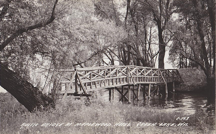 10593-Rustic Bridge at Maplewood Hotel, Green Lake, WI