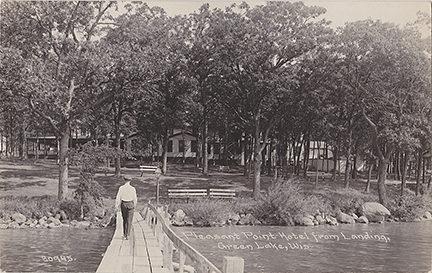 10711-Pleasant Point Hotel from Landing Green Lake, Wis.