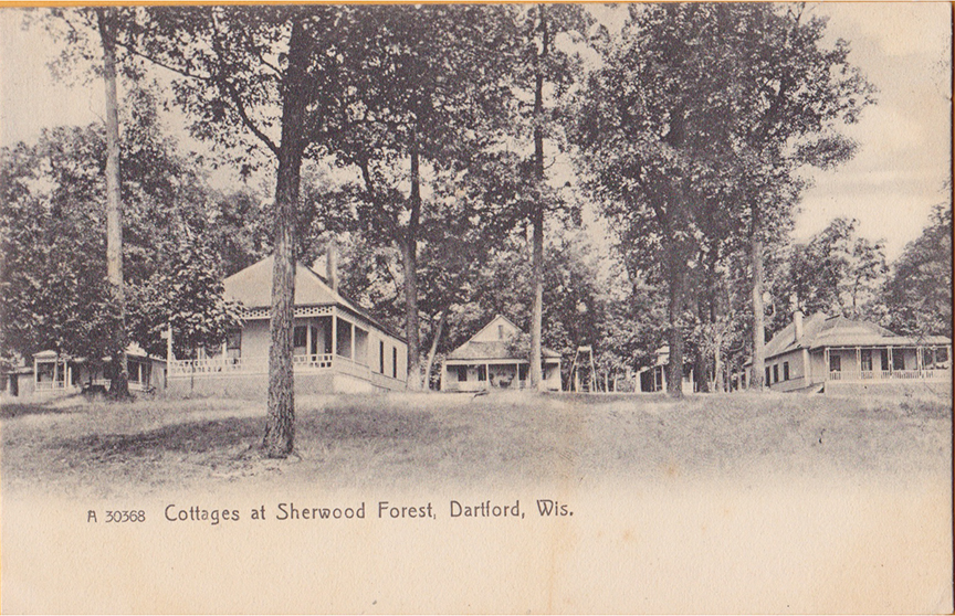 10873-Cottages at Sherwood forest, Dartford, Wis.