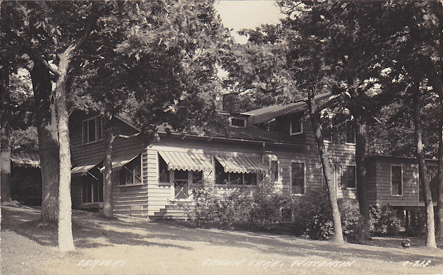 11147-Carvers at Green Lake, WIS.-Postmarked 1948