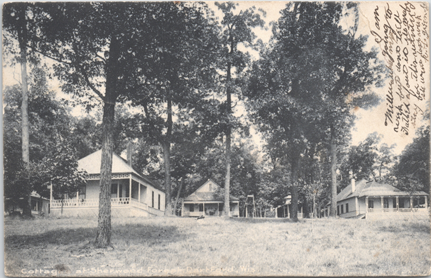 11307-Cottages at Sherwood Forest, Dartford, WIS.Postmarked 1906