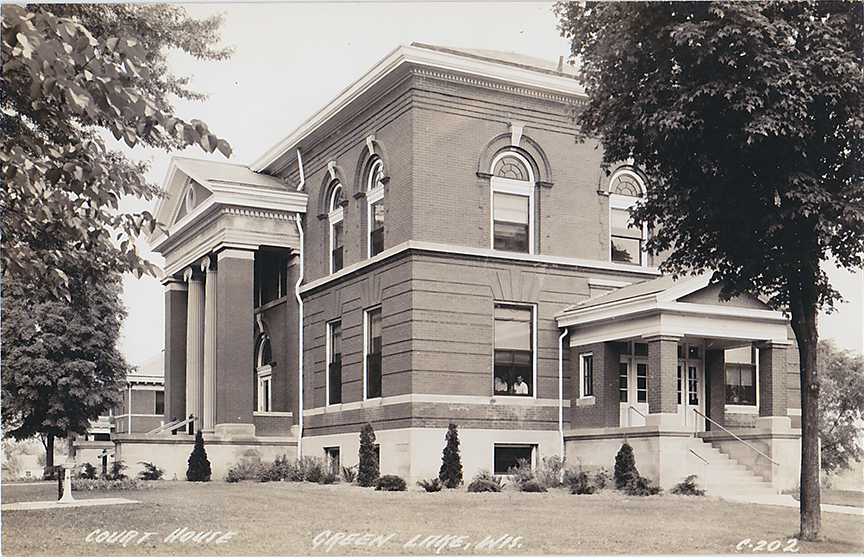 10016-Court House Green Lake, Wis.