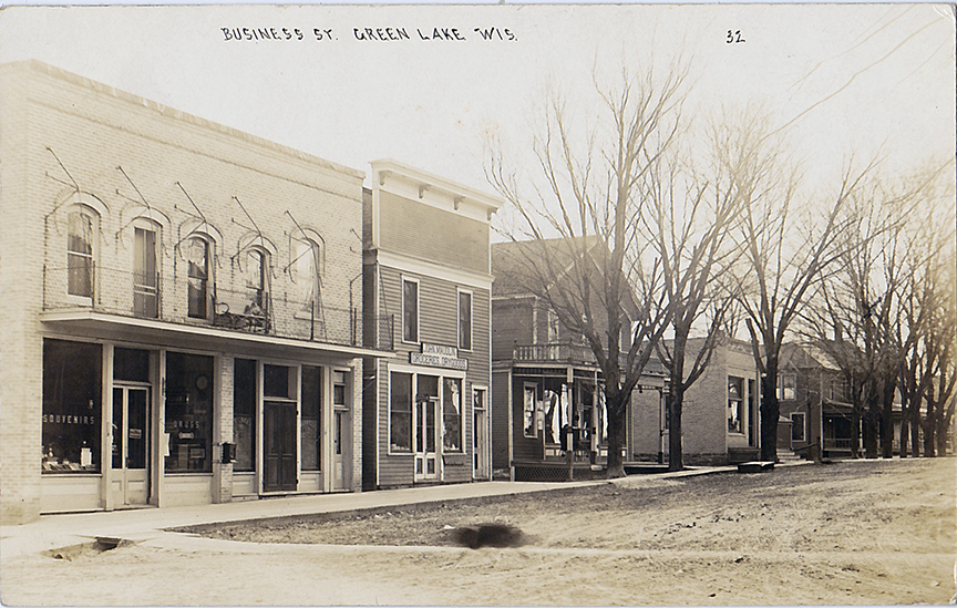 10029-Business St, Green Lake Wis.