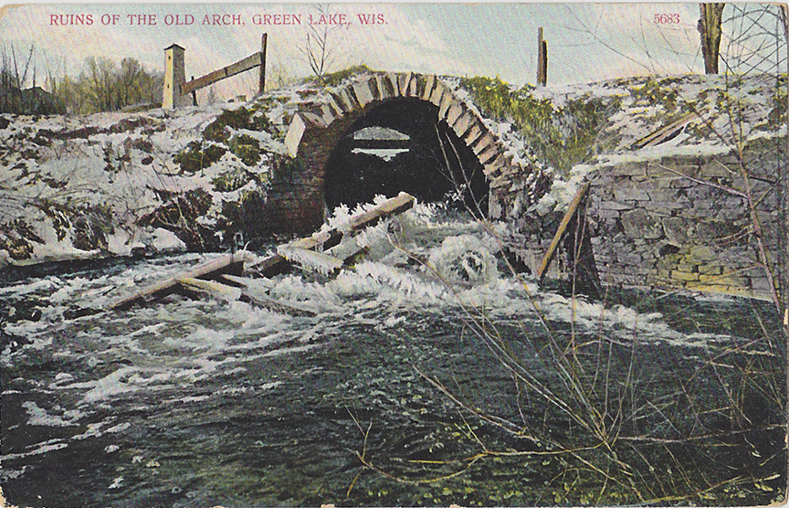 10359-Ruins of the old arch, Green Lake, WIS - Dated 1908