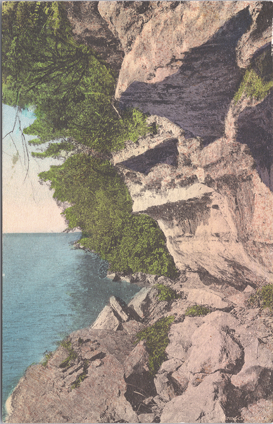 11240-Bluffs along the Shore of Green Lake, Green Lake, Wisconsin - Postmarked 1950