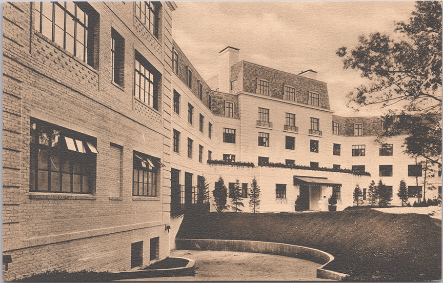 11242-Lawsonia Country Club Hotel, Green Lake, Wisconsin