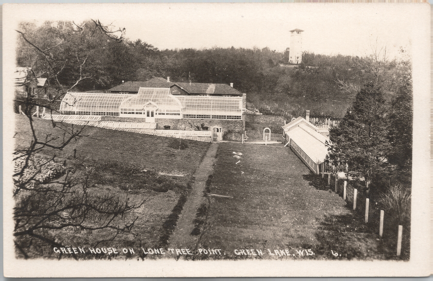 11375-Green House on Lone Tree Point, Green Lake, Wis.