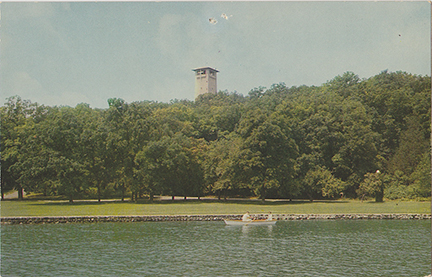 10303-American Baptist Assembly, Green Lake, Wisconsin, Beautiful Green Lake provides guests with an opportunity to enjoy boating in their leisure time.